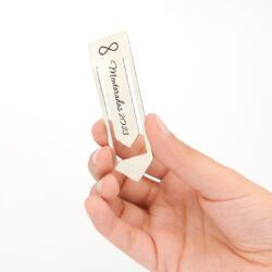 Marcalibro con grabado Láser