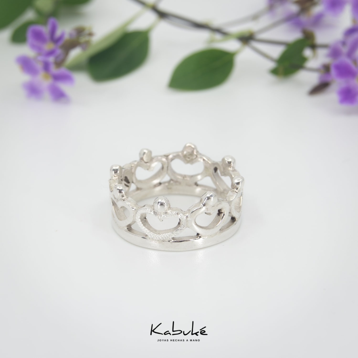 Anillos de reina sale