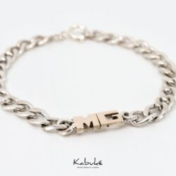 Pulsera personalizada con iniciales