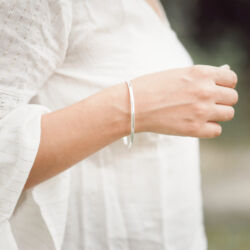 Esclava bombe con bordes texturados