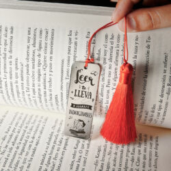 Marcalibro grabado personalizado, con Borla