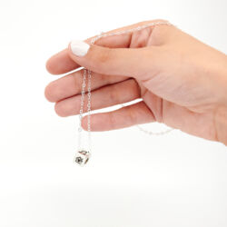 Dije Cubo pasante grabado