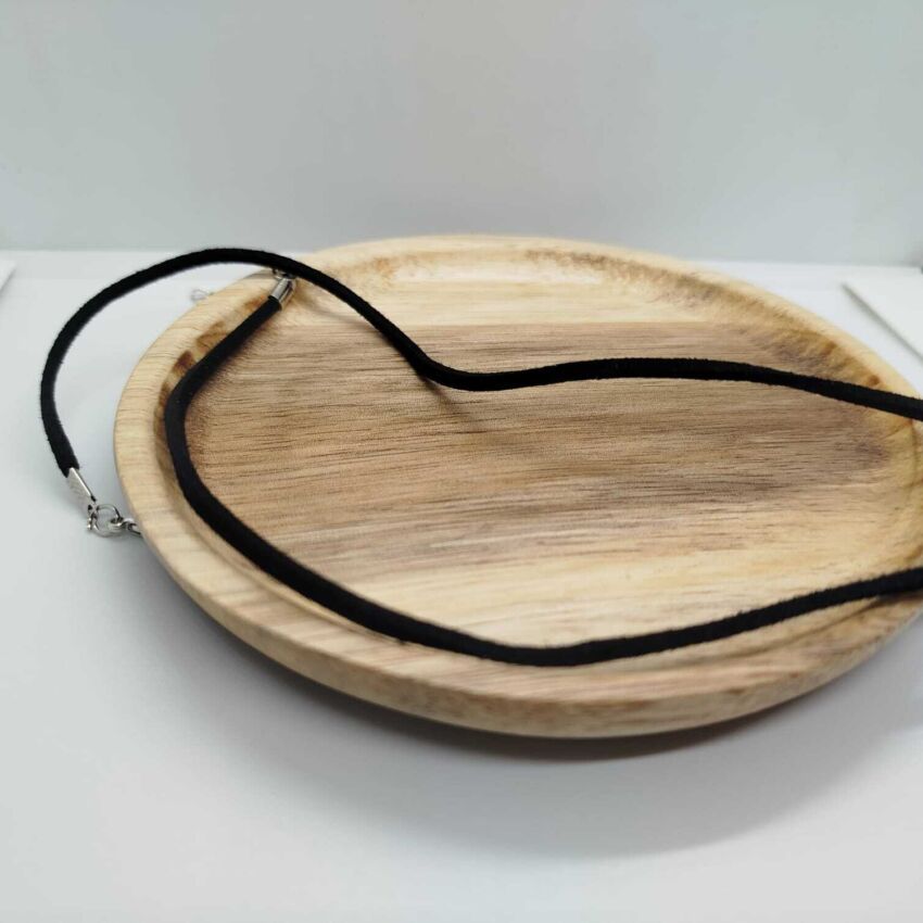 Cordón simil gamuza terminales de acero