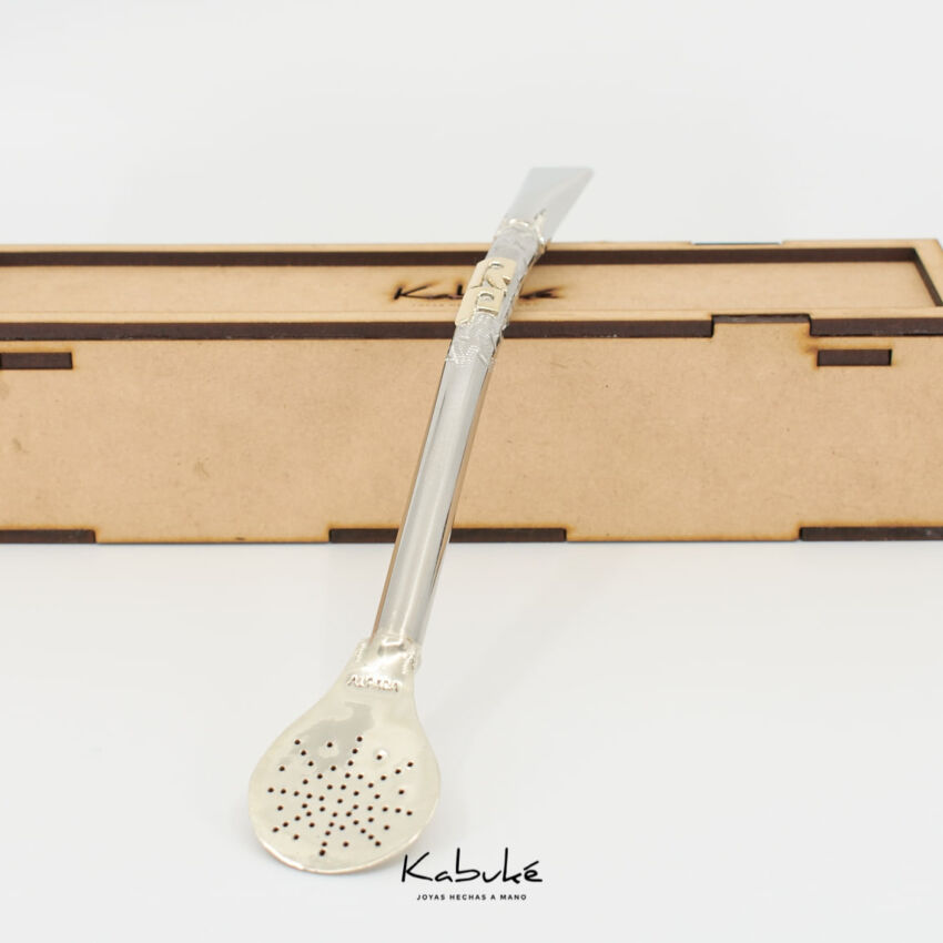 Bombillón Alpaca con dos iniciales