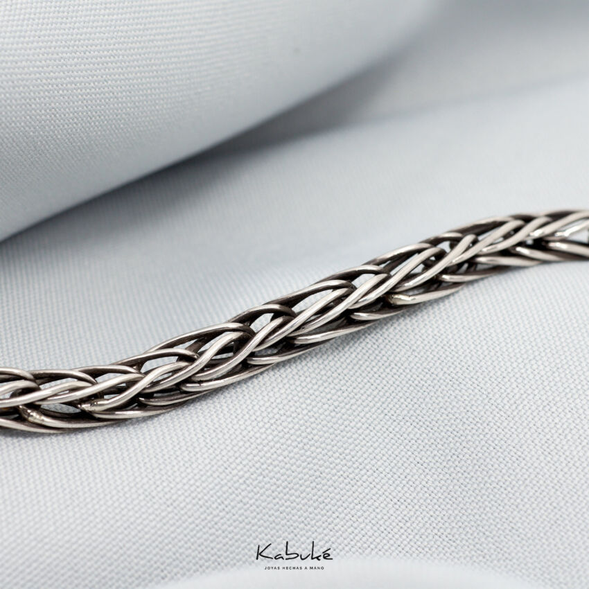 Pulsera trenzada