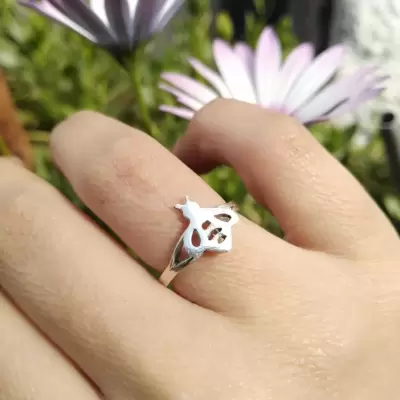 Anillo abeja calada