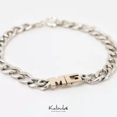 Pulsera personalizada con iniciales