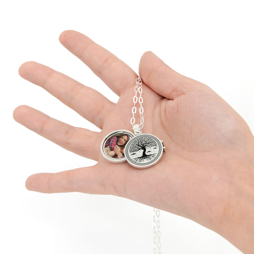 Relicario plata 925 con grabado láser