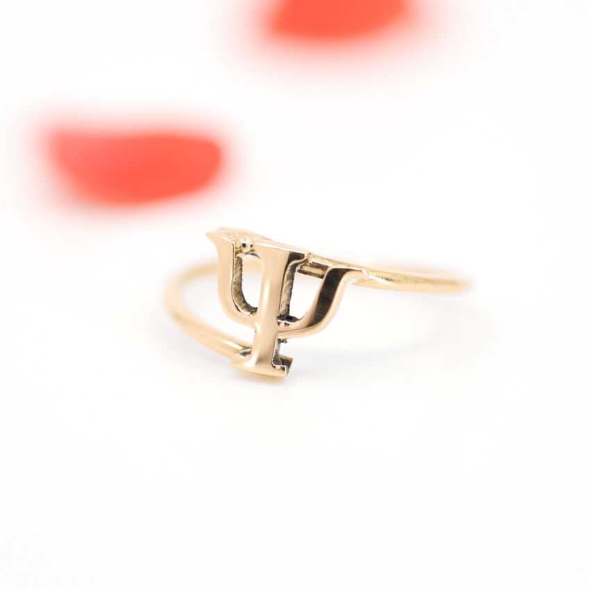 Anillo psicologa oro