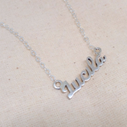 Collar con nombre personalizado