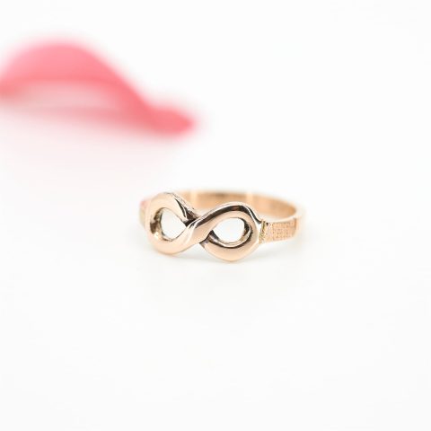 Anillo infinito oro