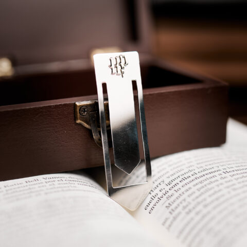 Marcalibro Clip - Diseño con Aplique Personalizado